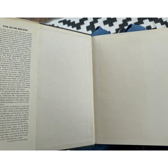 Early Oklahoma Oil a Photographic History' 1859-1936 Book Lot The Rush Begins - Picture 14 of 16